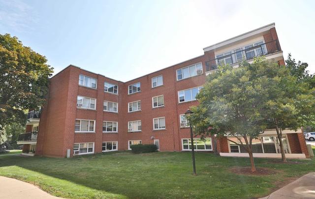 104 - 2054 Courtland Dr, Condo with 2 bedrooms, 1 bathrooms and 1 parking in Burlington ON | Image 26