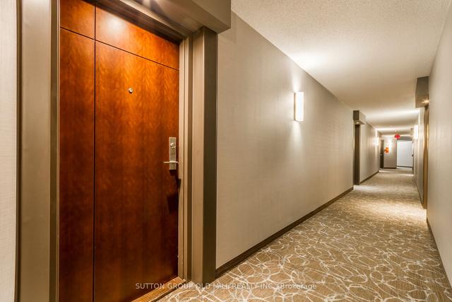 525 - 2267 Lake Shore Blvd W, Condo with 1 bedrooms, 2 bathrooms and 1 parking in Toronto ON | Image 12