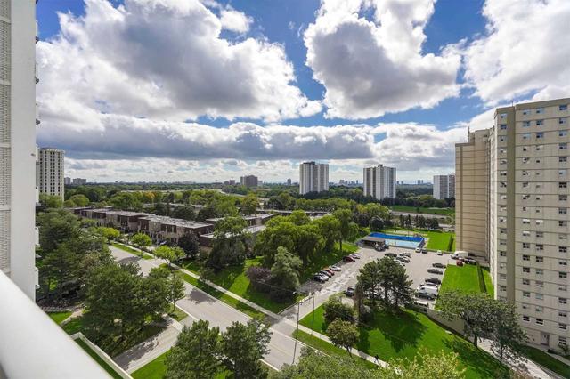 1105 - 10 Parkway Forest Dr, Condo with 2 bedrooms, 1 bathrooms and 1 parking in Toronto ON | Image 19