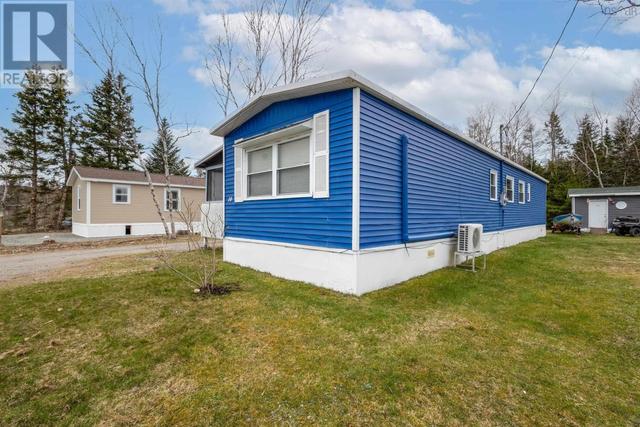 14 First Street, House detached with 3 bedrooms, 1 bathrooms and null parking in Cape Breton NS | Image 2