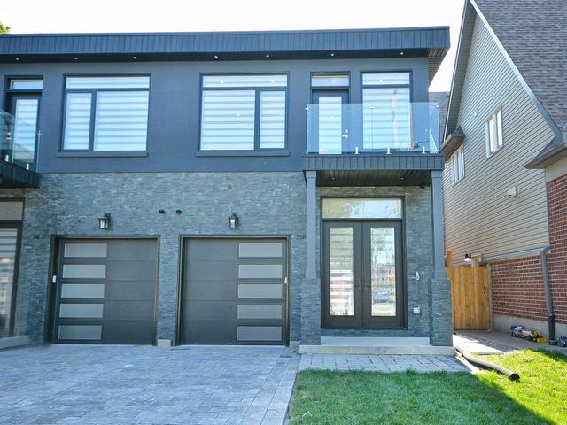 36b Pine Ave N, House semidetached with 4 bedrooms, 6 bathrooms and 4 parking in Mississauga ON | Image 1
