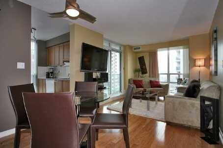 1003 - 7 Michael Power Pl, Condo with 2 bedrooms, 2 bathrooms and 1 parking in Toronto ON | Image 1