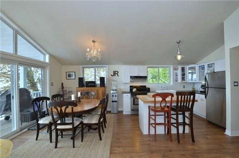 155 Kiowana Beach Rd N, House detached with 5 bedrooms, 2 bathrooms and 3 parking in Meaford ON | Image 5