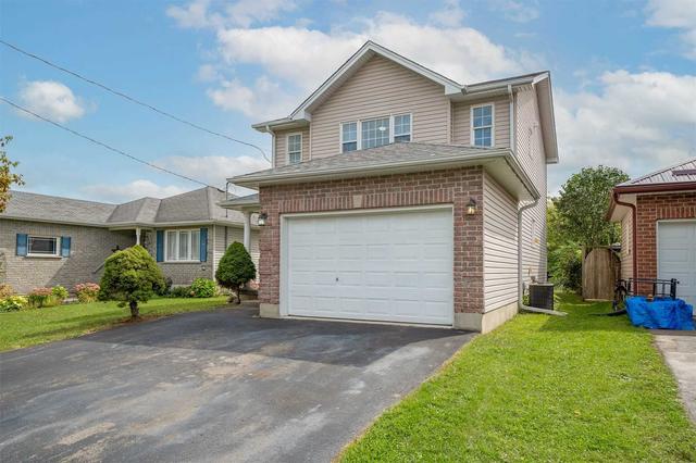 25 Durham St W, House detached with 3 bedrooms, 2 bathrooms and 2 parking in Kawartha Lakes ON | Image 23
