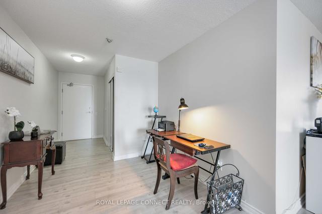 711 - 33 Singer Crt, Condo with 2 bedrooms, 2 bathrooms and 1 parking in Toronto ON | Image 10