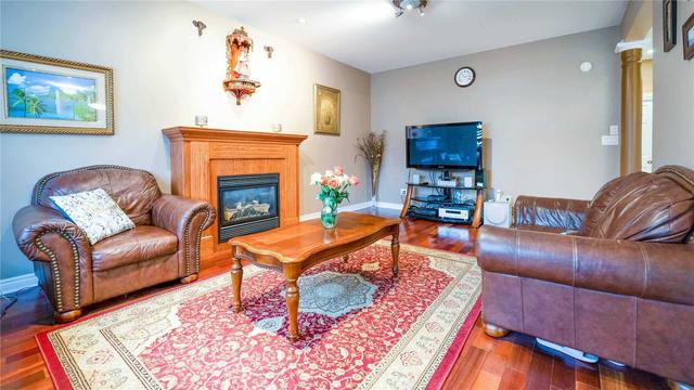 6438 Parkside Rd, House detached with 4 bedrooms, 4 bathrooms and 8 parking in Niagara Falls ON | Image 2
