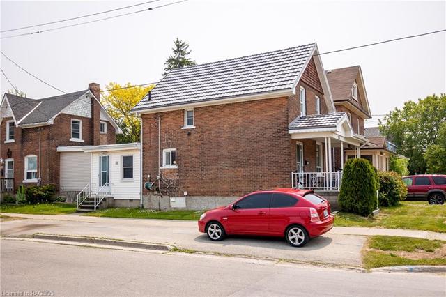 1095 2nd Avenue W, House detached with 3 bedrooms, 1 bathrooms and null parking in Owen Sound ON | Image 21