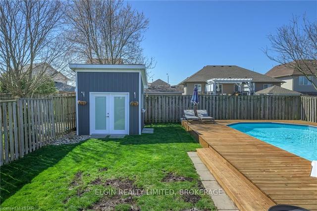 69 Shaw Blvd, House detached with 3 bedrooms, 4 bathrooms and 4 parking in Central Elgin ON | Image 2