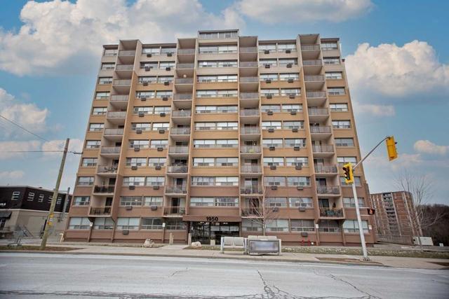 305 - 1950 Main St W, Condo with 2 bedrooms, 1 bathrooms and 1 parking in Hamilton ON | Image 1