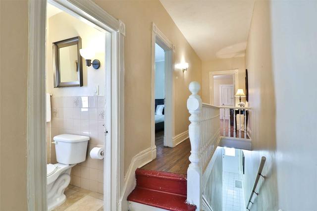 63 Shirley St, House attached with 3 bedrooms, 2 bathrooms and 0 parking in Toronto ON | Image 13