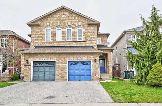 5615 Raleigh St, House semidetached with 3 bedrooms, 4 bathrooms and 3 parking in Mississauga ON | Image 1