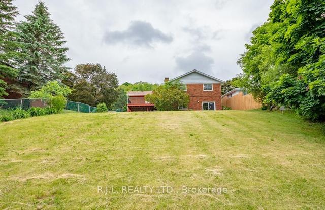 20 Montague Crt, House detached with 3 bedrooms, 2 bathrooms and 3 parking in Peterborough ON | Image 23