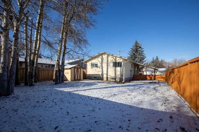 9581 74 Avenue, House detached with 4 bedrooms, 2 bathrooms and 4 parking in Grande Prairie AB | Image 18