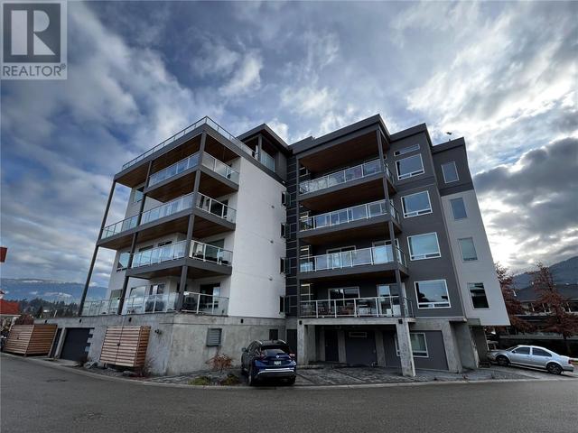 402 - 131 Harbourfront Drive Ne, Condo with 2 bedrooms, 2 bathrooms and 3 parking in Salmon Arm BC | Image 55