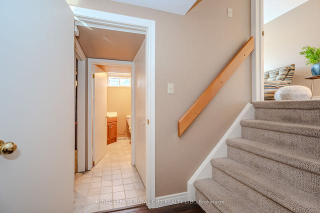 62 Clive Ave, House detached with 2 bedrooms, 2 bathrooms and 6 parking in Guelph ON | Image 20