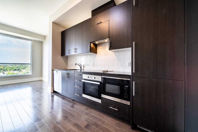 1003 - 23 Glebe Rd W, Condo with 2 bedrooms, 2 bathrooms and 1 parking in Toronto ON | Image 2