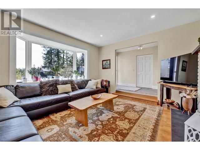 1618 Blackwood Drive, House detached with 4 bedrooms, 3 bathrooms and 8 parking in West Kelowna BC | Image 25