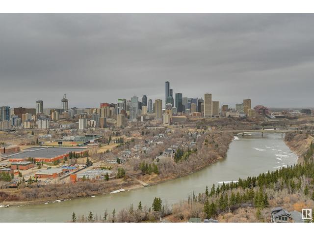 1900 - 10035 Saskatchewan Dr Nw, Condo with 3 bedrooms, 4 bathrooms and 5 parking in Edmonton AB | Image 32