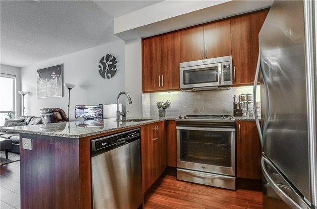 124 - 1 Old Mill Dr, Condo with 1 bedrooms, 1 bathrooms and 1 parking in Toronto ON | Image 7