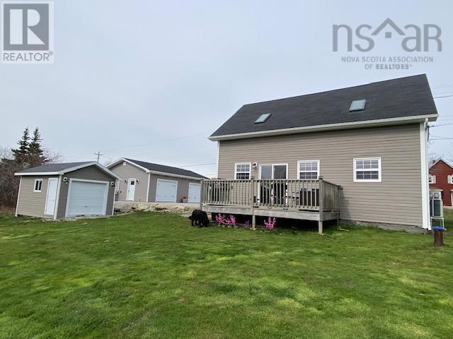 2132 Sandy Point Road, House detached with 3 bedrooms, 1 bathrooms and null parking in Shelburne MD NS | Image 19