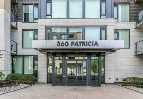 501 - 360 Patricia Ave, Condo with 2 bedrooms, 2 bathrooms and 1 parking in Ottawa ON | Card Image