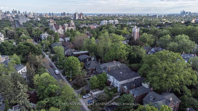 308 Spadina Rd, House detached with 3 bedrooms, 4 bathrooms and 2 parking in Toronto ON | Image 31