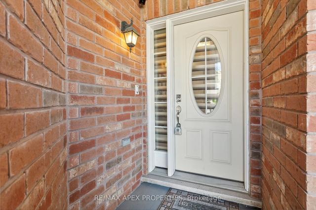 14 Biddens Sq, House semidetached with 4 bedrooms, 4 bathrooms and 3 parking in Brampton ON | Image 23