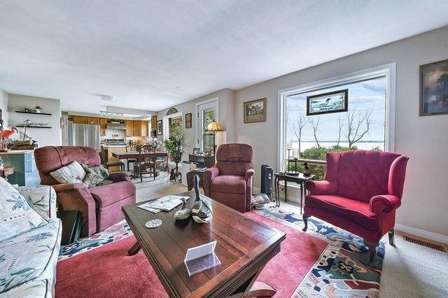 444 Cressy Bayside Road Rd, House detached with 2 bedrooms, 1 bathrooms and 10 parking in Prince Edward County ON | Image 4