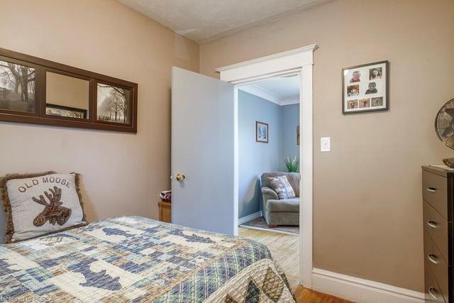 310 Sheridan Street, House detached with 2 bedrooms, 1 bathrooms and 4 parking in Brantford ON | Image 12