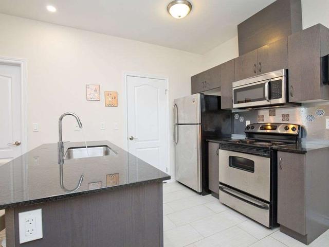 109 - 1360 Costigan Rd, Condo with 2 bedrooms, 2 bathrooms and 2 parking in Milton ON | Image 6