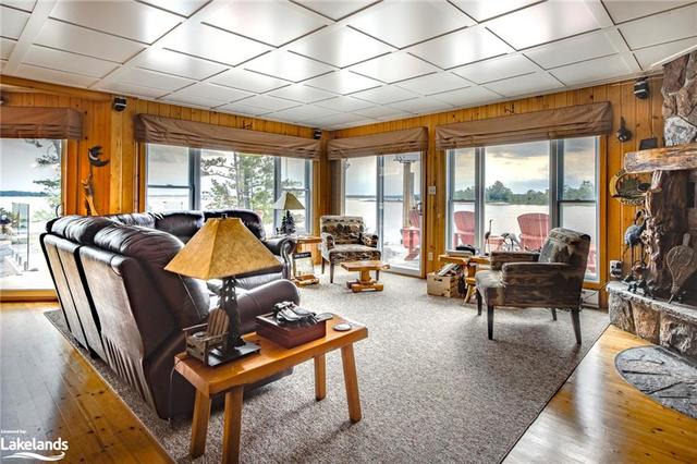 2 290 & 310 Island, House detached with 4 bedrooms, 1 bathrooms and null parking in Georgian Bay ON | Image 7