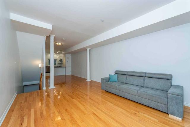main - 964 The Queensway, House attached with 3 bedrooms, 3 bathrooms and 2 parking in Toronto ON | Image 25