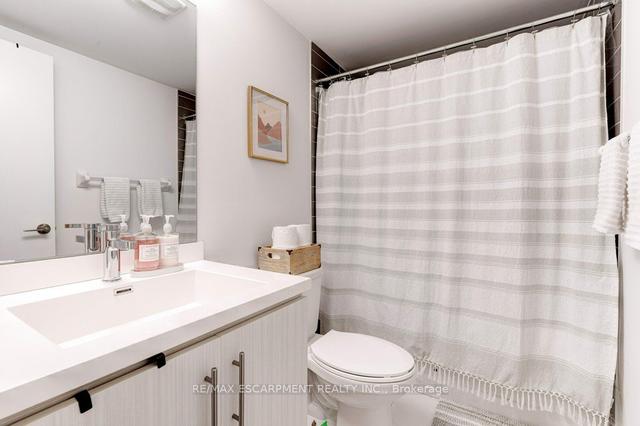 11 - 260 Twelfth St, Townhouse with 2 bedrooms, 3 bathrooms and 1 parking in Toronto ON | Image 9