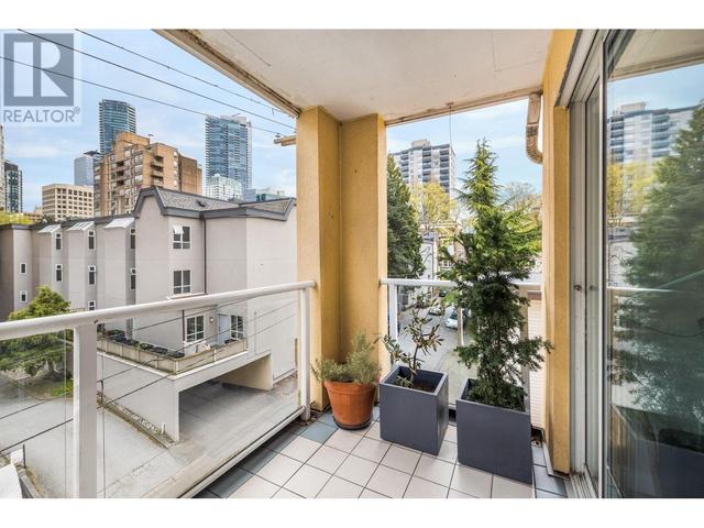403 - 1263 Barclay Street, Condo with 2 bedrooms, 2 bathrooms and 1 parking in Vancouver BC | Image 7