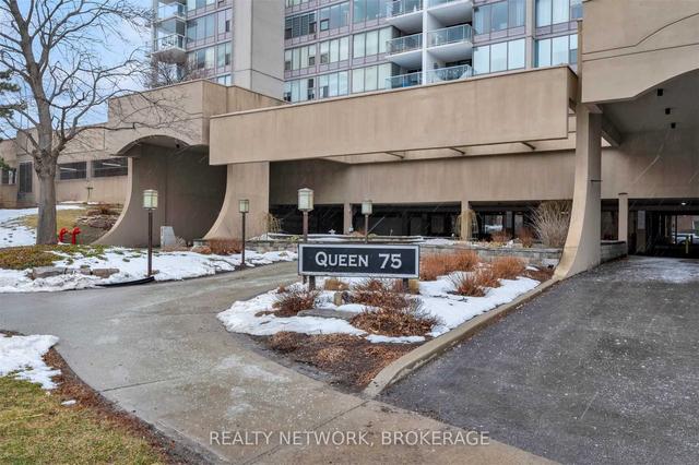 1802 - 75 Queen St N, Condo with 2 bedrooms, 1 bathrooms and 1 parking in Hamilton ON | Image 12