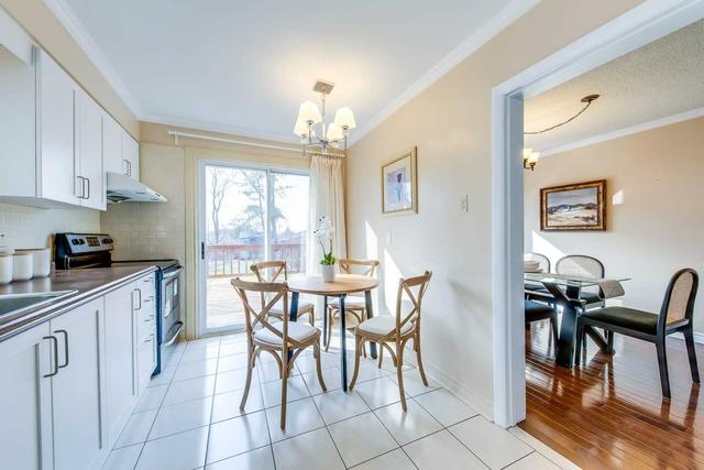 1428 Freeport Dr, House semidetached with 3 bedrooms, 2 bathrooms and 4 parking in Mississauga ON | Image 5