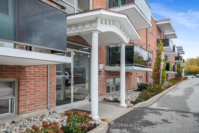 208 - 264 Oakdale Ave, Condo with 2 bedrooms, 1 bathrooms and 2 parking in St. Catharines ON | Image 1