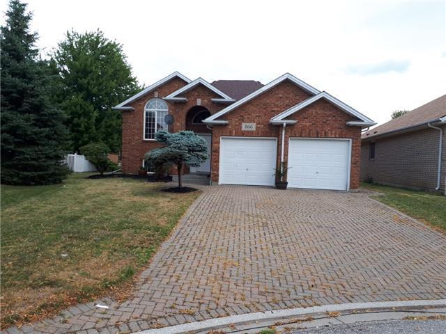 866 Hacienda Crt, House detached with 3 bedrooms, 2 bathrooms and 2 parking in Windsor ON | Image 1