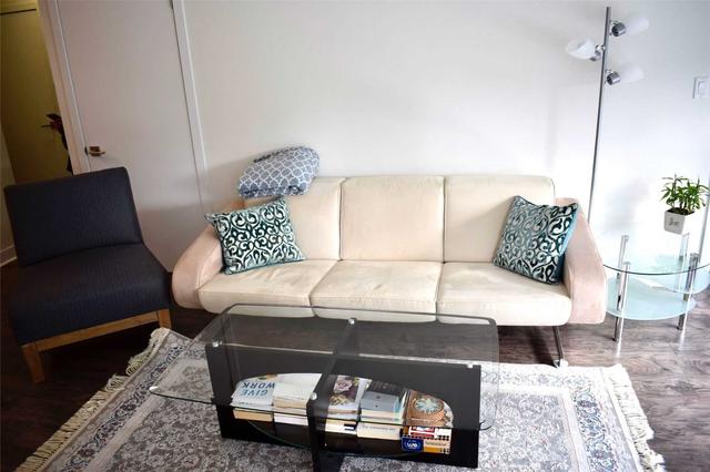 209 - 28 Avondale Ave, Condo with 2 bedrooms, 2 bathrooms and 1 parking in Toronto ON | Image 3