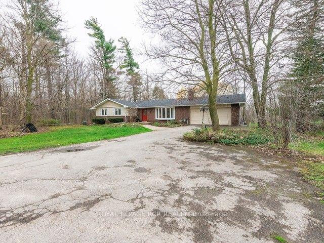 10588 Eighth Line, House detached with 3 bedrooms, 2 bathrooms and 10 parking in Halton Hills ON | Image 34