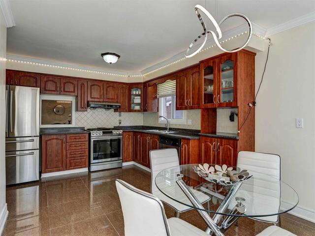 25 Porteous Circ, House detached with 4 bedrooms, 4 bathrooms and 6 parking in Brampton ON | Image 17