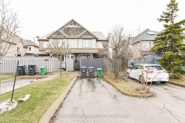 103 Chipmunk Cres, House attached with 3 bedrooms, 3 bathrooms and 2 parking in Brampton ON | Image 33