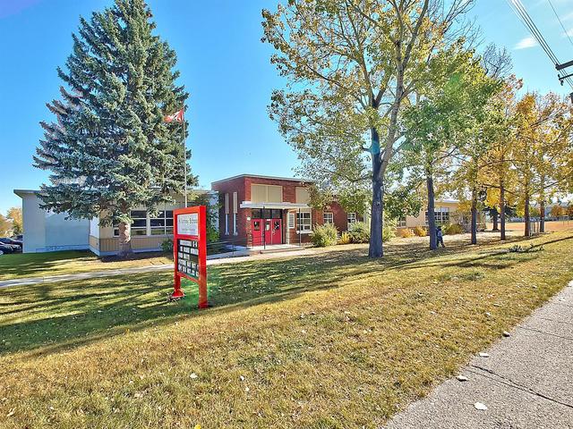 209 - 1939 30 Street Sw, Condo with 3 bedrooms, 3 bathrooms and 3 parking in Calgary AB | Image 31