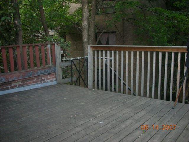 1392 King St W, House detached with 6 bedrooms, 4 bathrooms and null parking in Toronto ON | Image 3