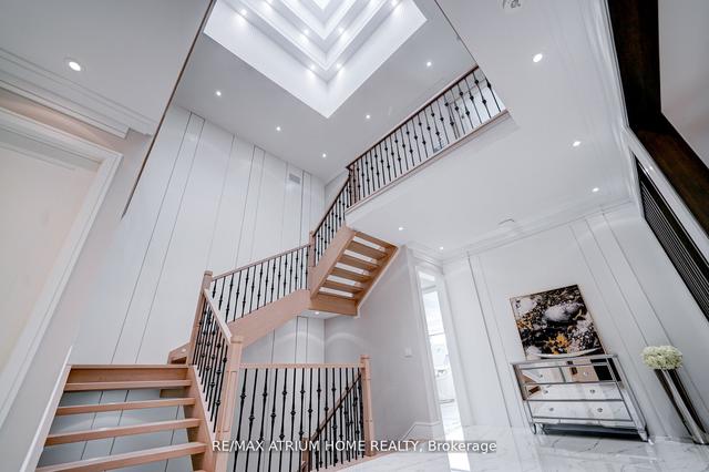 10 Cedarwood Ave, House detached with 5 bedrooms, 8 bathrooms and 7 parking in Toronto ON | Image 32