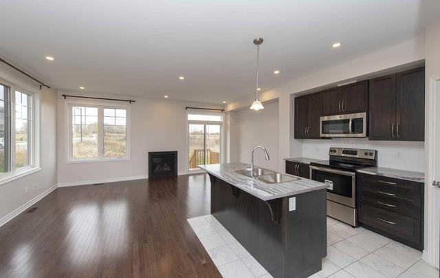 189A Shinny Ave, House attached with 3 bedrooms, 3 bathrooms and 2 parking in Ottawa ON | Image 5