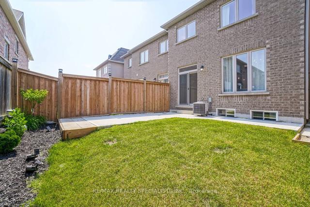 298 Rymal Rd W, House attached with 3 bedrooms, 4 bathrooms and 2 parking in Hamilton ON | Image 24