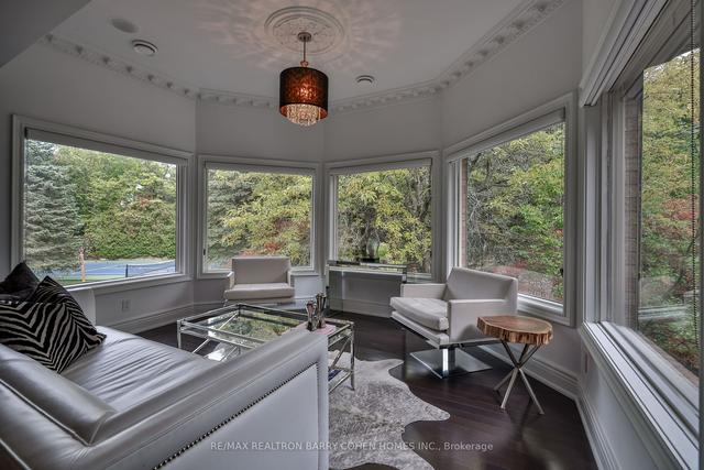 3 Hyde Park Circ, House detached with 4 bedrooms, 9 bathrooms and 9 parking in Toronto ON | Image 17