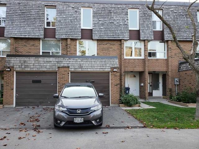 6 Renata Royal Way, Townhouse with 3 bedrooms, 3 bathrooms and 2 parking in Toronto ON | Image 12