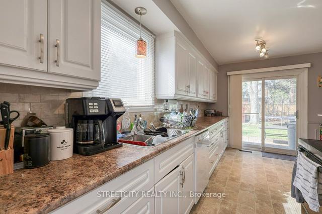 102 Killarney Crt, House semidetached with 3 bedrooms, 2 bathrooms and 3 parking in London ON | Image 29